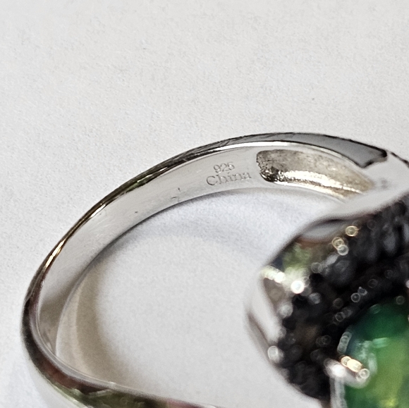 Genuine Green Opal & Black Spinel Ring in Sterling Silver Size 10! - Picture 4 of 6